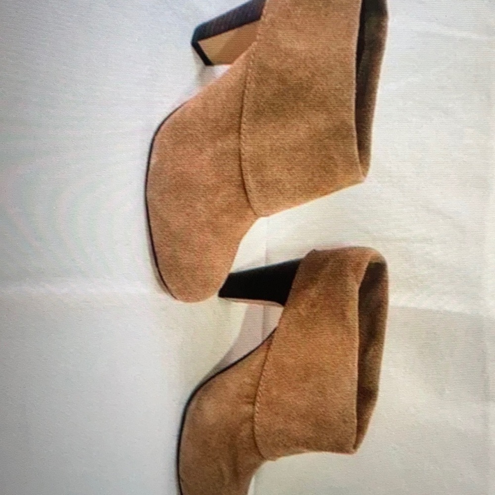 Steve Madden Women’s P Jan Suede Leather Fold over Clog Mule bootie